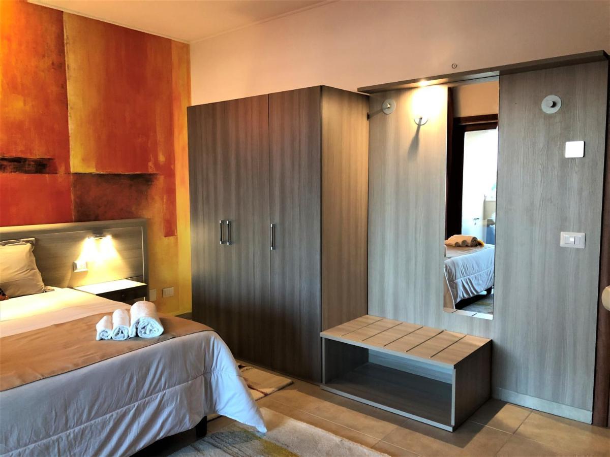 La Piazzetta Guest House Olbia Exterior photo