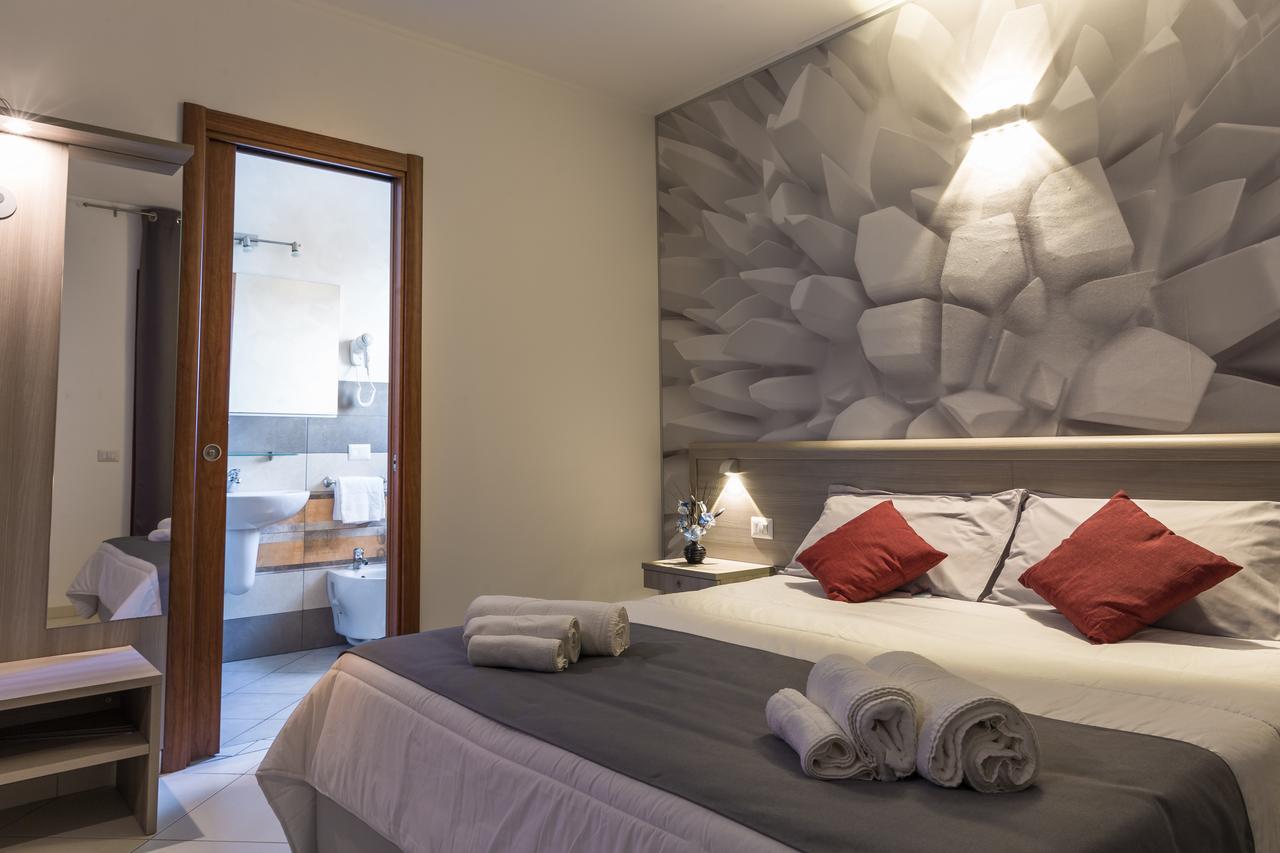 La Piazzetta Guest House Olbia Exterior photo